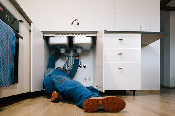 Professional Leak Detection technician working in Port Wentworth, GA